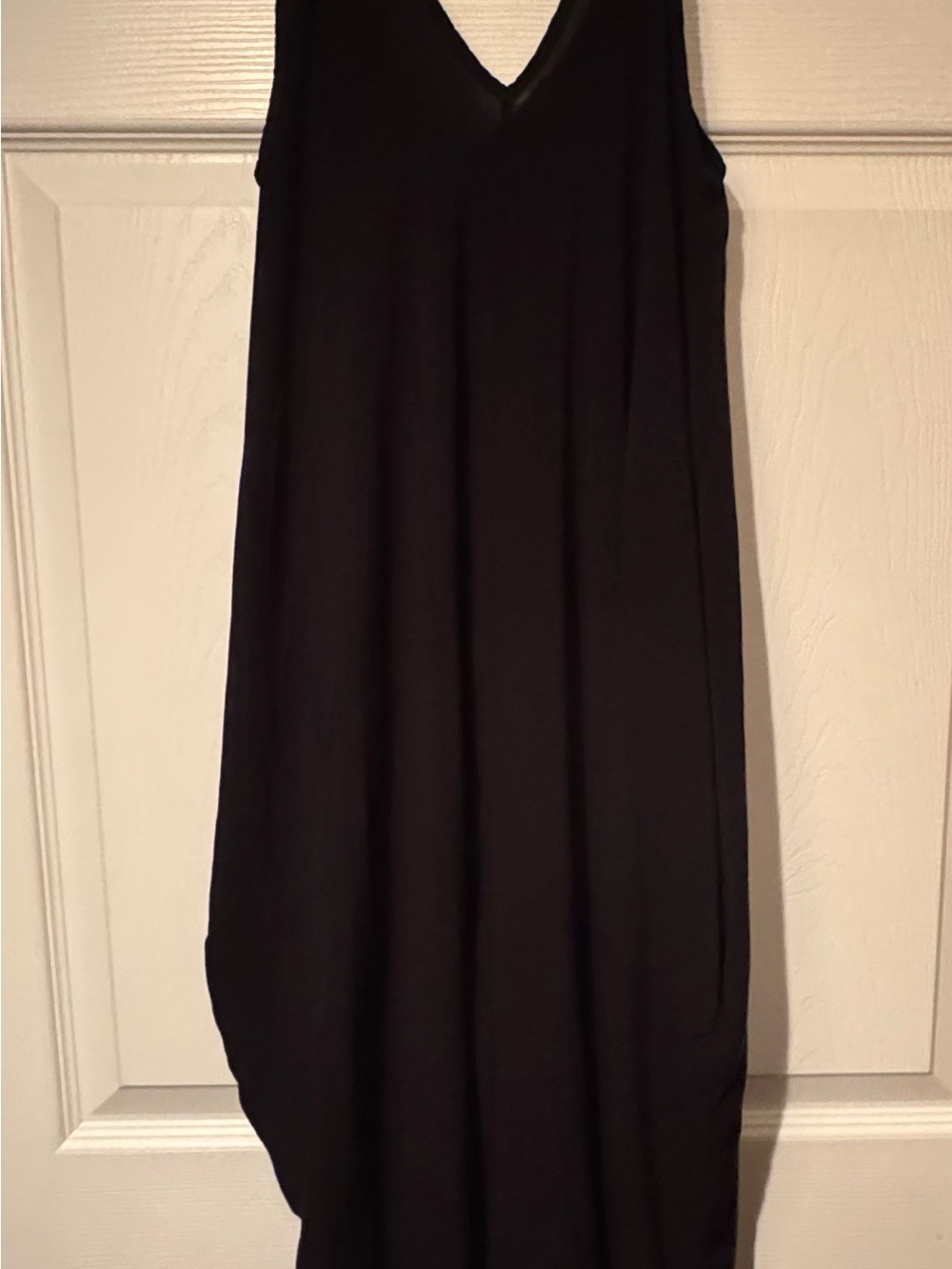 Elan Sz Small-Large V-Back Maxi Slip Dress w/ tie bottom sides, pockets - Picture 3 of 8
